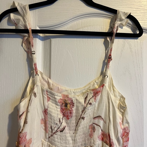 Urban Outfitters romper #HOSTPICK - Picture 2 of 2